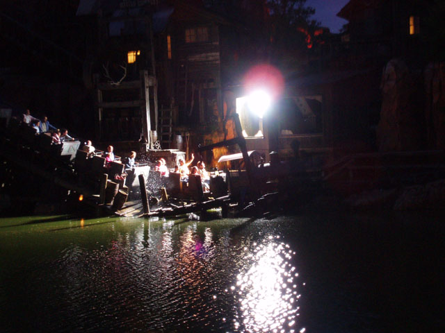 528